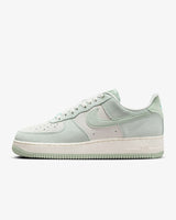 Nike Women's Air Force 1 '07 SE