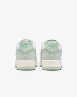 Nike Women's Air Force 1 '07 SE
