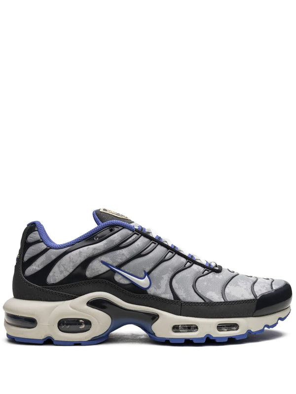 Nike Air Max Plus SE "Social F.C."