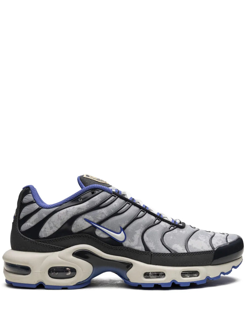 Nike Air Max Plus SE "Social F.C."