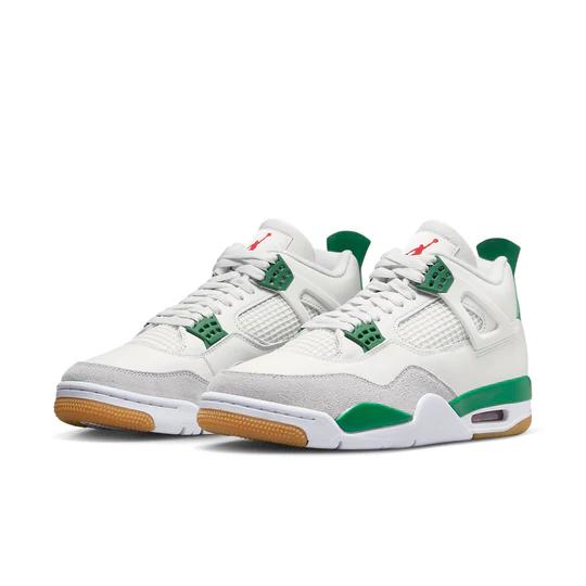 Air Jordan 4 Retro SB 'Pine Green'