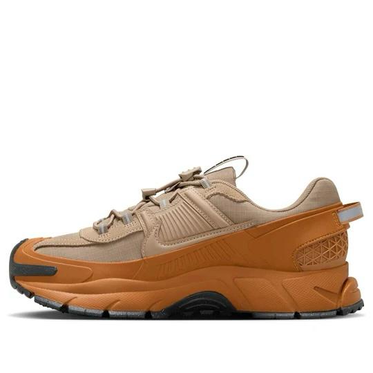 Nike Women's Air Zoom Vomero Roam 'Flax'