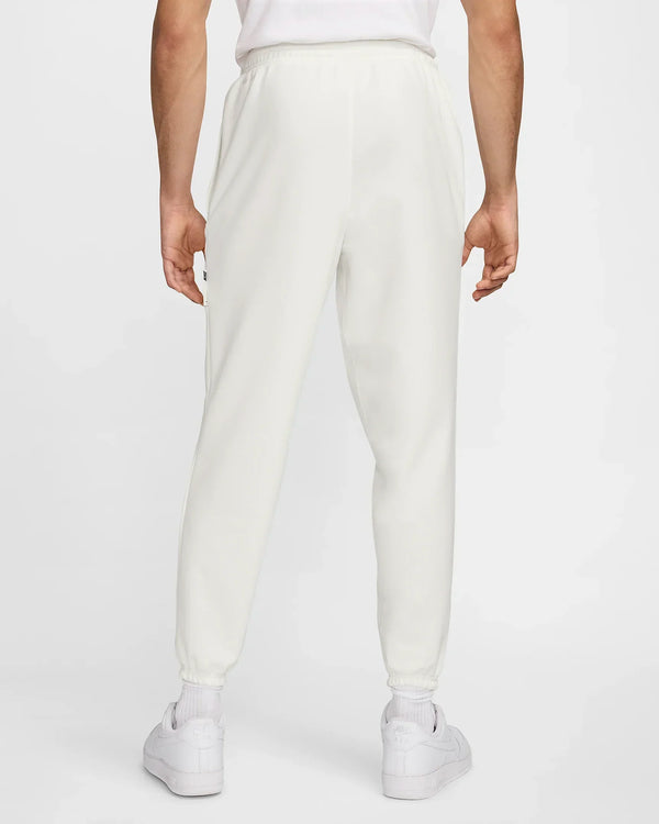 Nike Standard Issue Dri-FIT Basketball Trousers