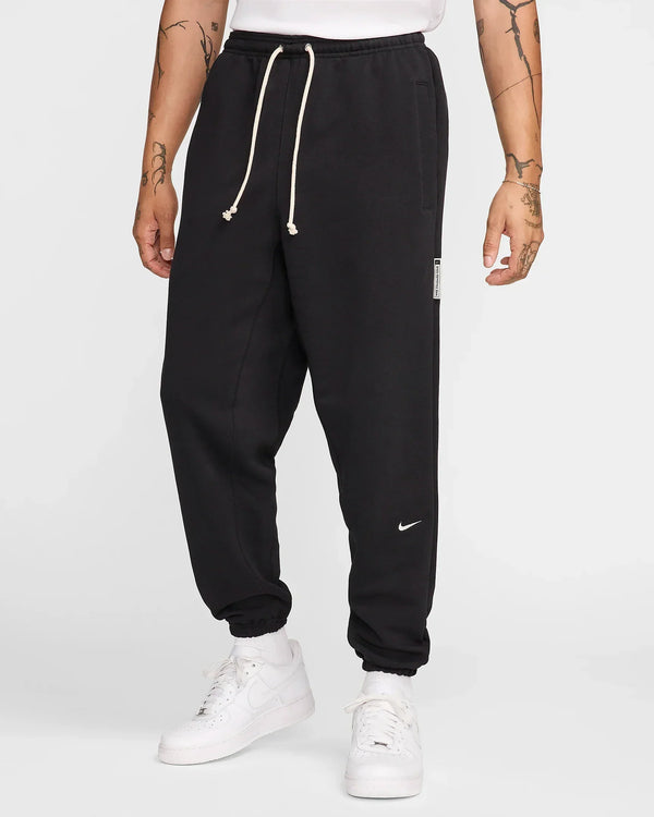 Nike Standard Issue Dri-FIT Basketball Trousers