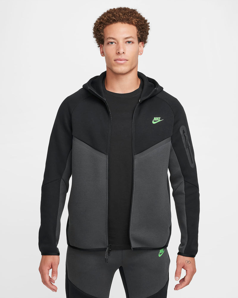 Nike Tech Men's Full-Zip Windrunner Hoodie