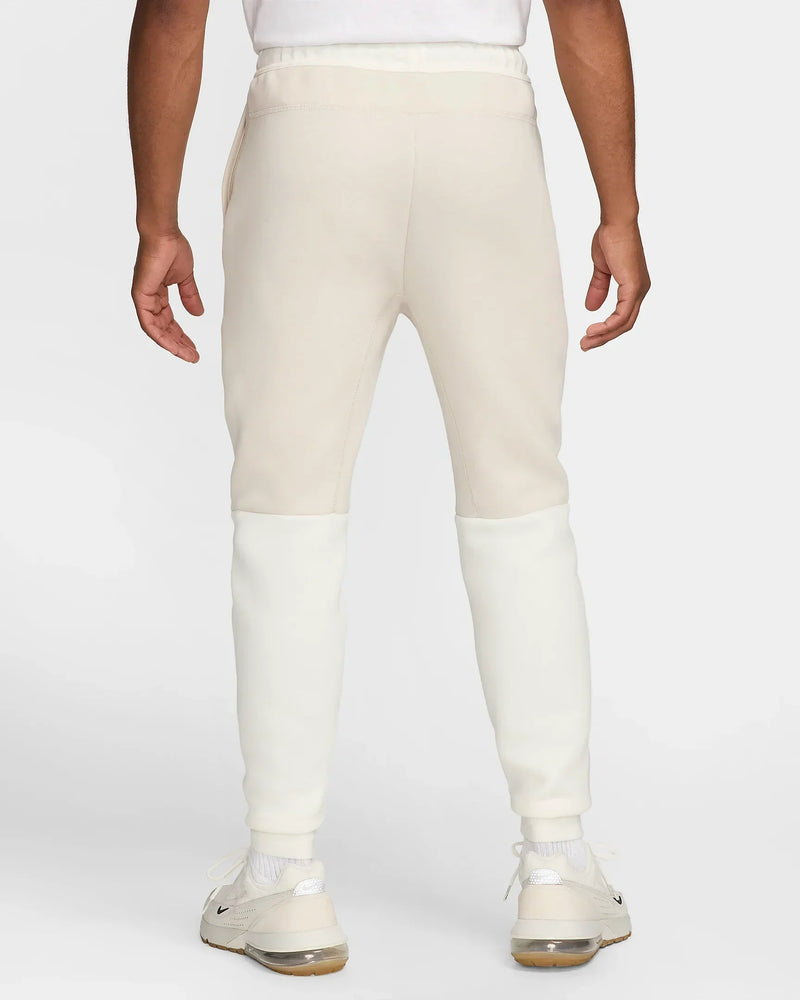 Nike Sportswear Tech Fleece