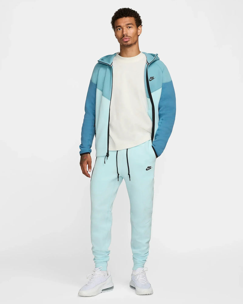 Nike Sportswear Tech Fleece Windrunner