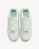 Nike Women's Air Force 1 '07 SE