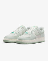 Nike Women's Air Force 1 '07 SE