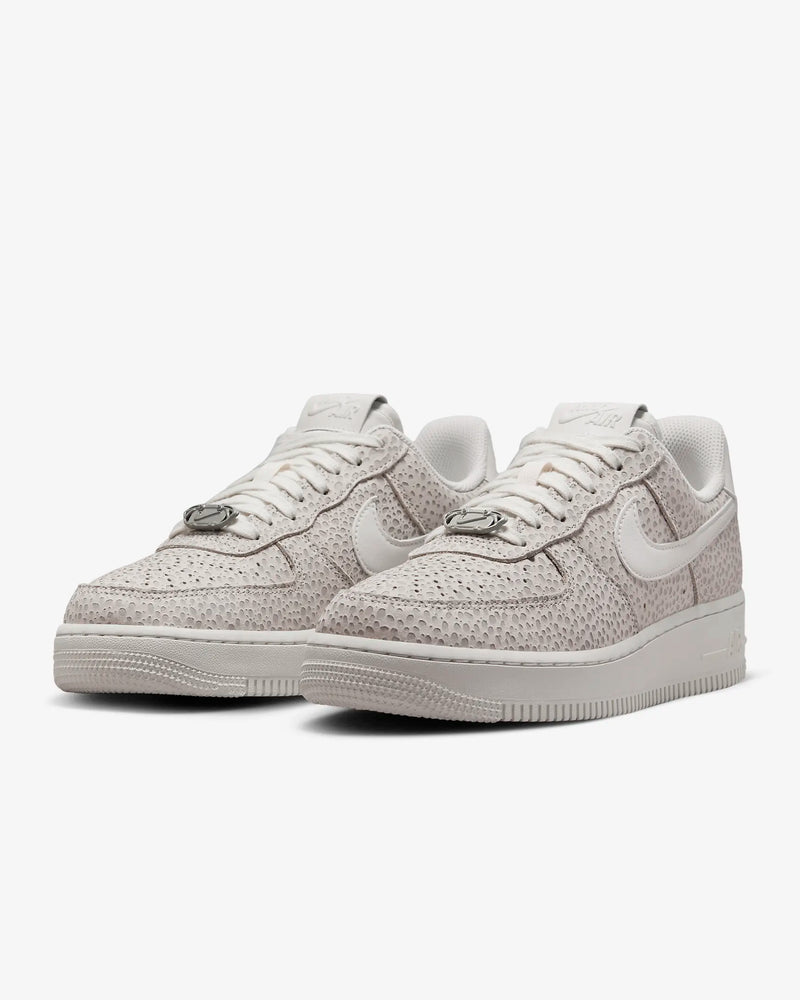 Nike Women's Air Force 1 '07 Premium