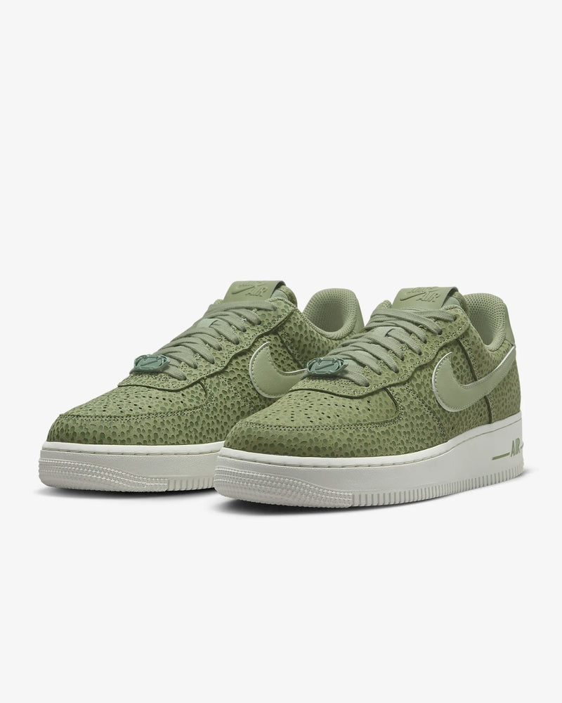 Nike Women's Air Force 1 '07 Premium