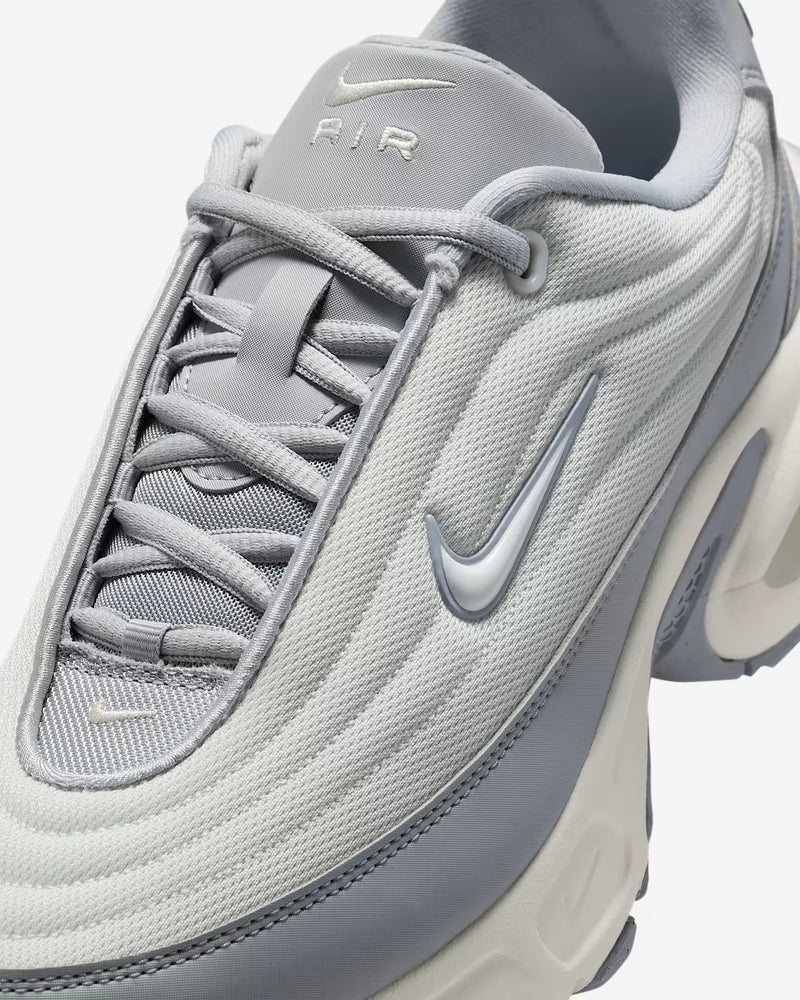 Nike Women's Air Max Portal